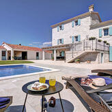 Stenen Villa Milic met privé zwembad, Barat, Istrië, Kanfanar